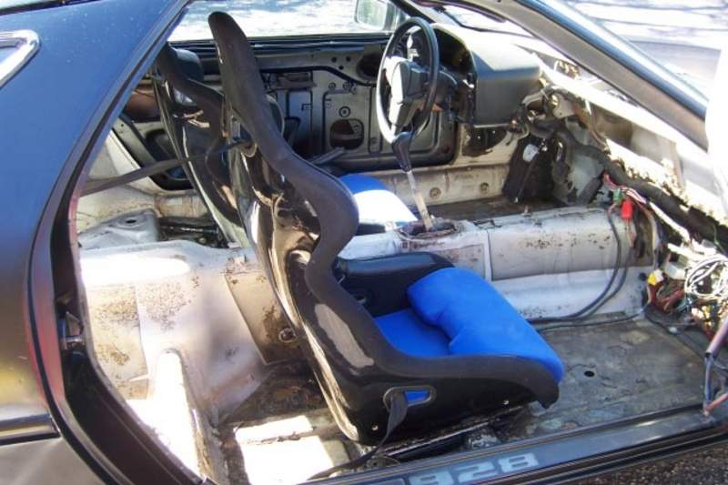 Illustration for article titled Automotive weight reduction addiction. Who has it?